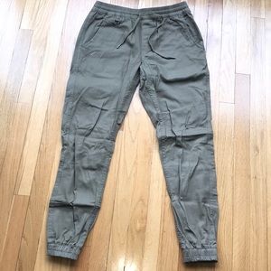 Publish Joggers Size 32